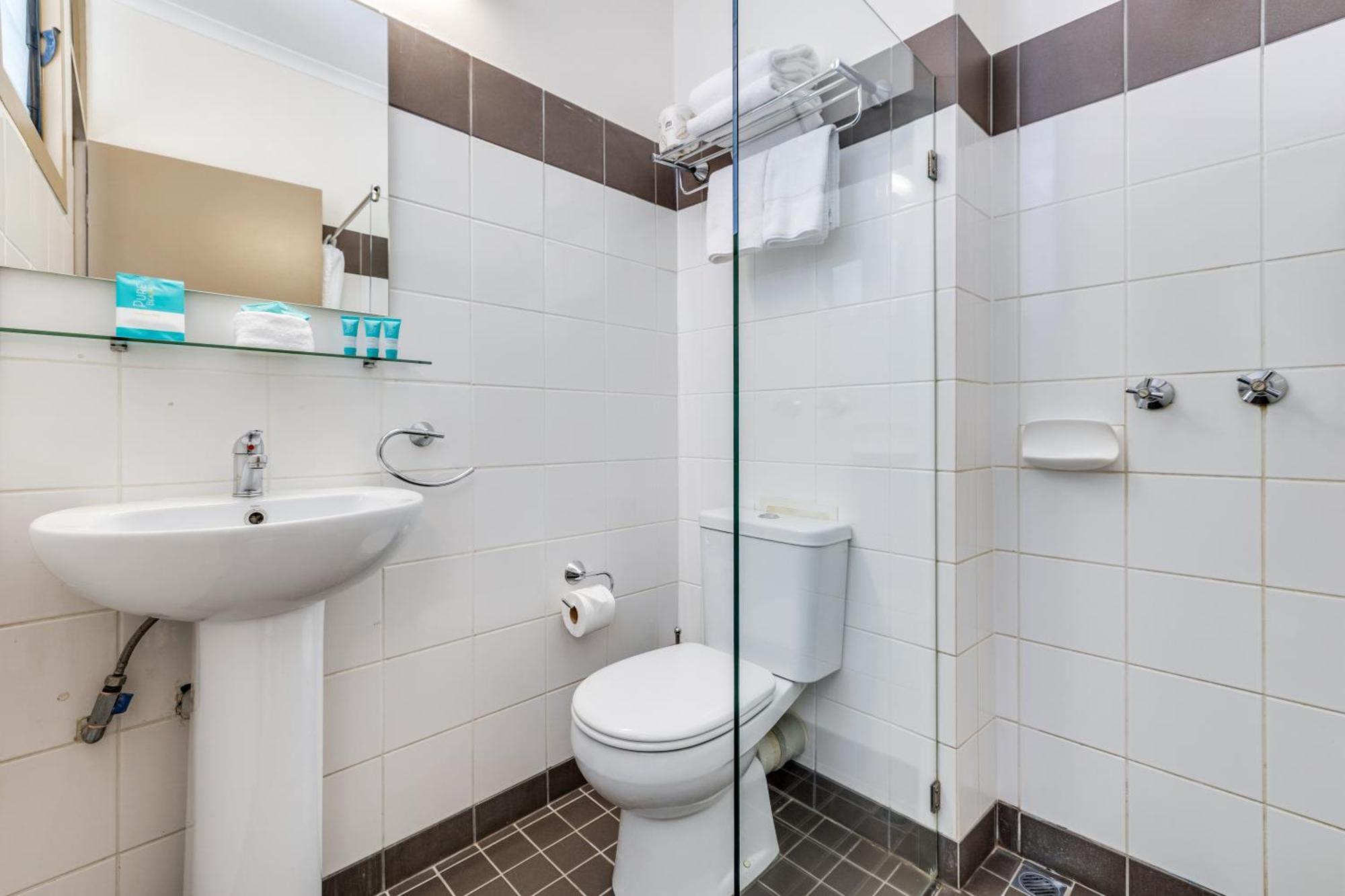 Vitina Studio Motel Darwin Bagian luar foto