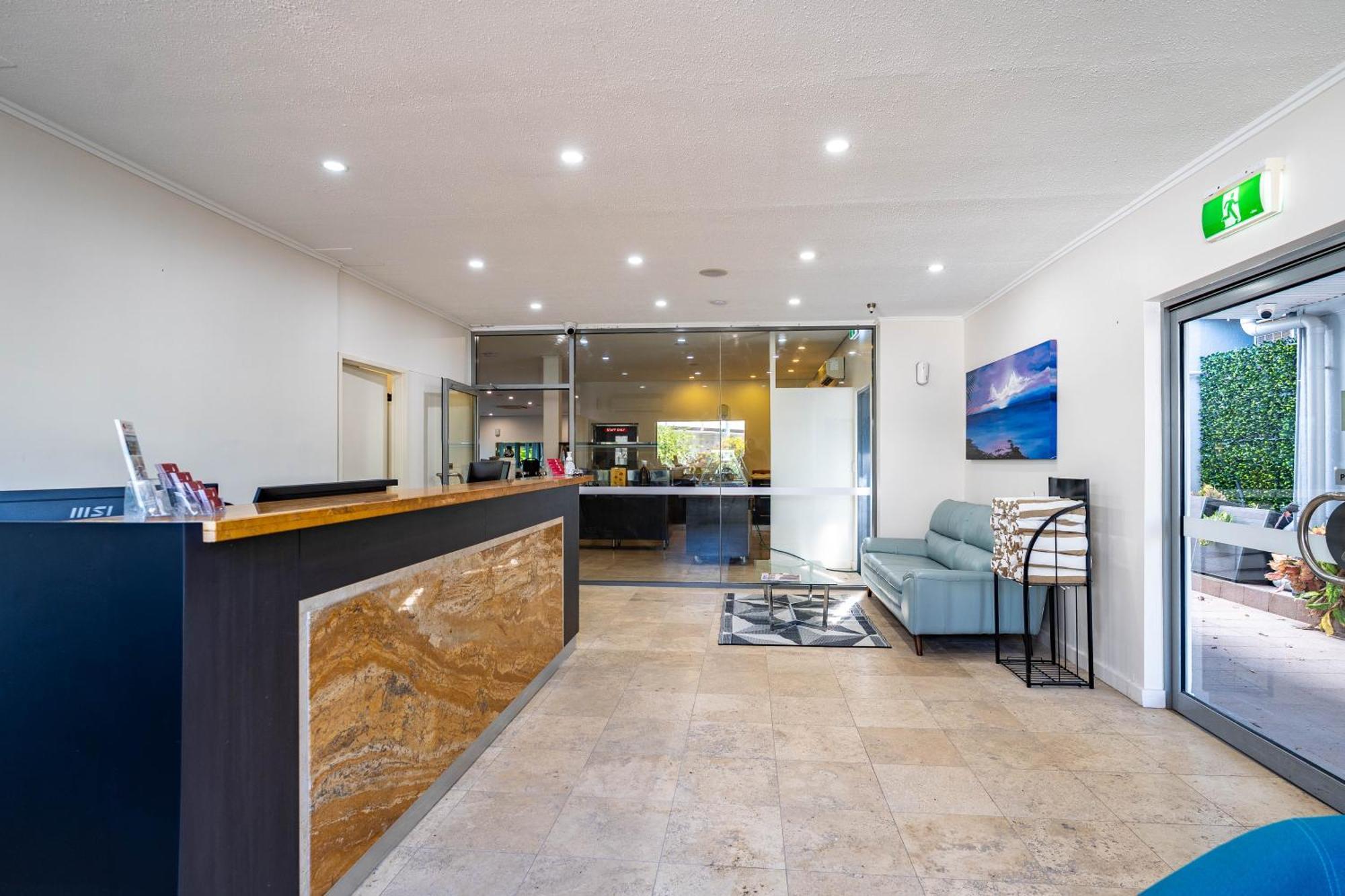 Vitina Studio Motel Darwin Bagian luar foto