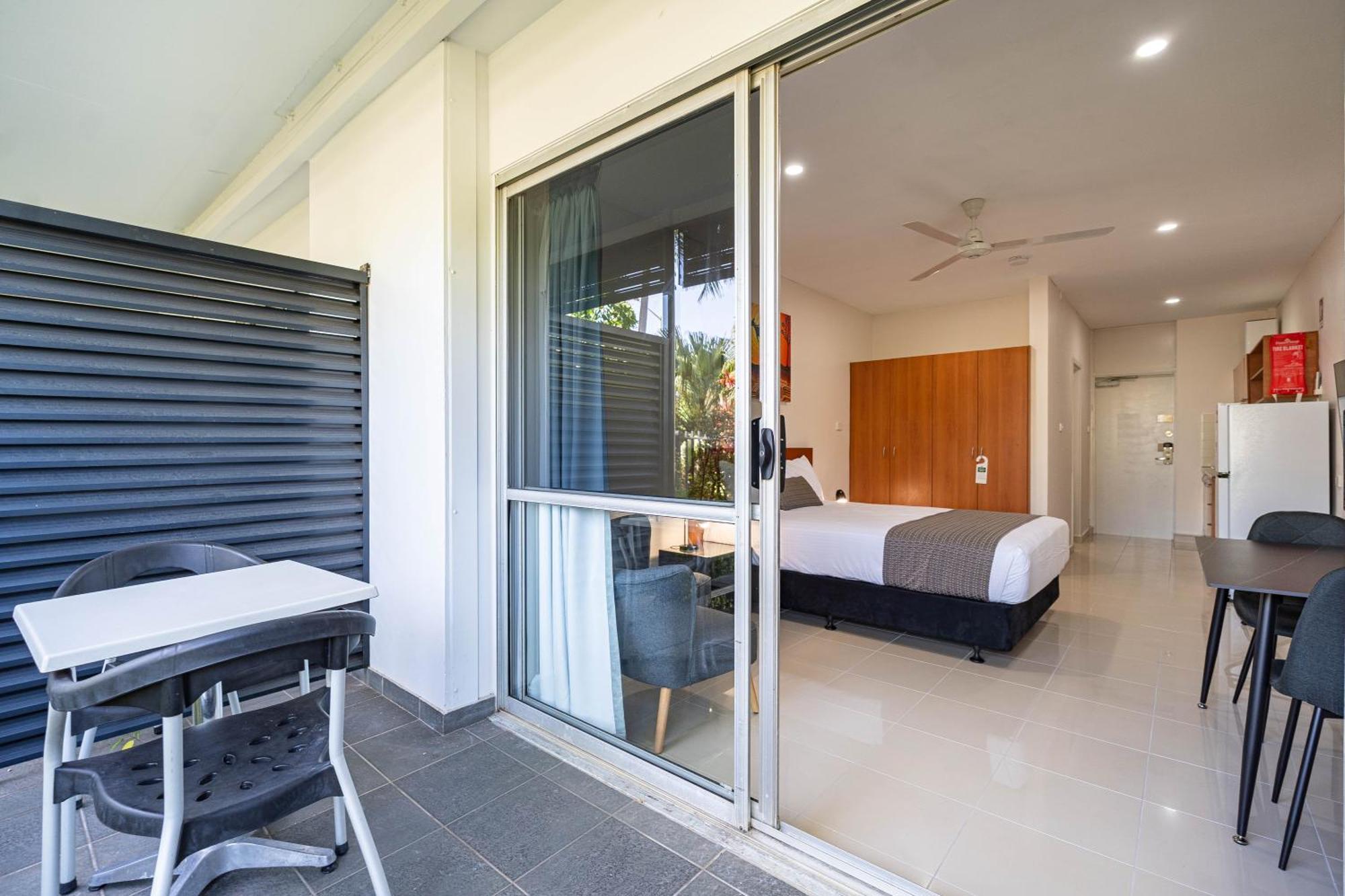 Vitina Studio Motel Darwin Bagian luar foto